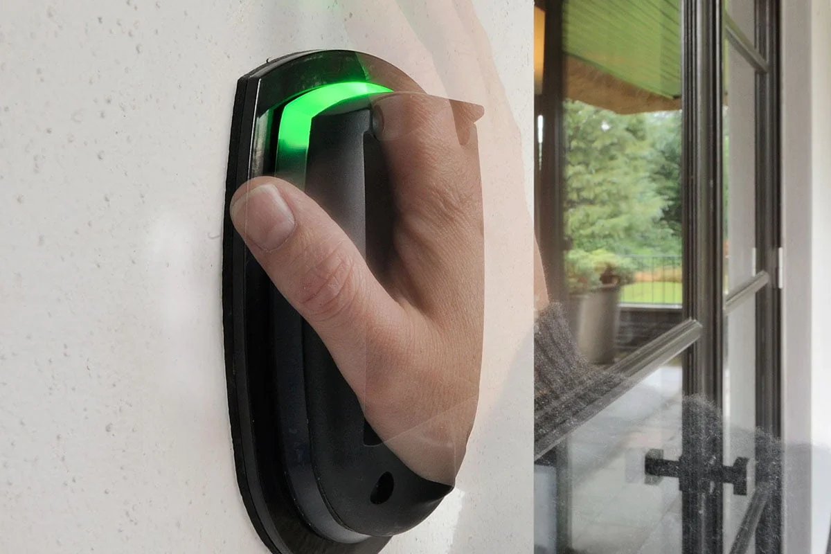 Toegangscontrole systeem met handpalmherkenning - Recogtech